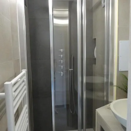 Les Cigalines Apartamento *