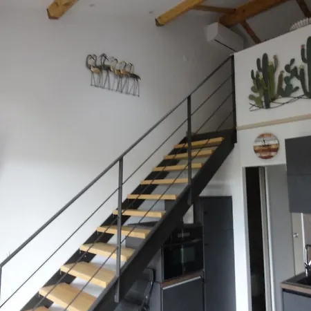 Les Cigalines Apartamento *