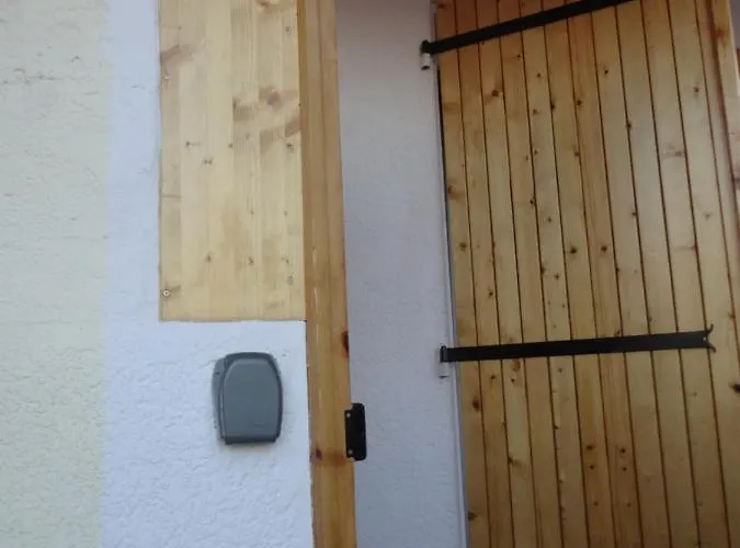 Les Cigalines Apartman